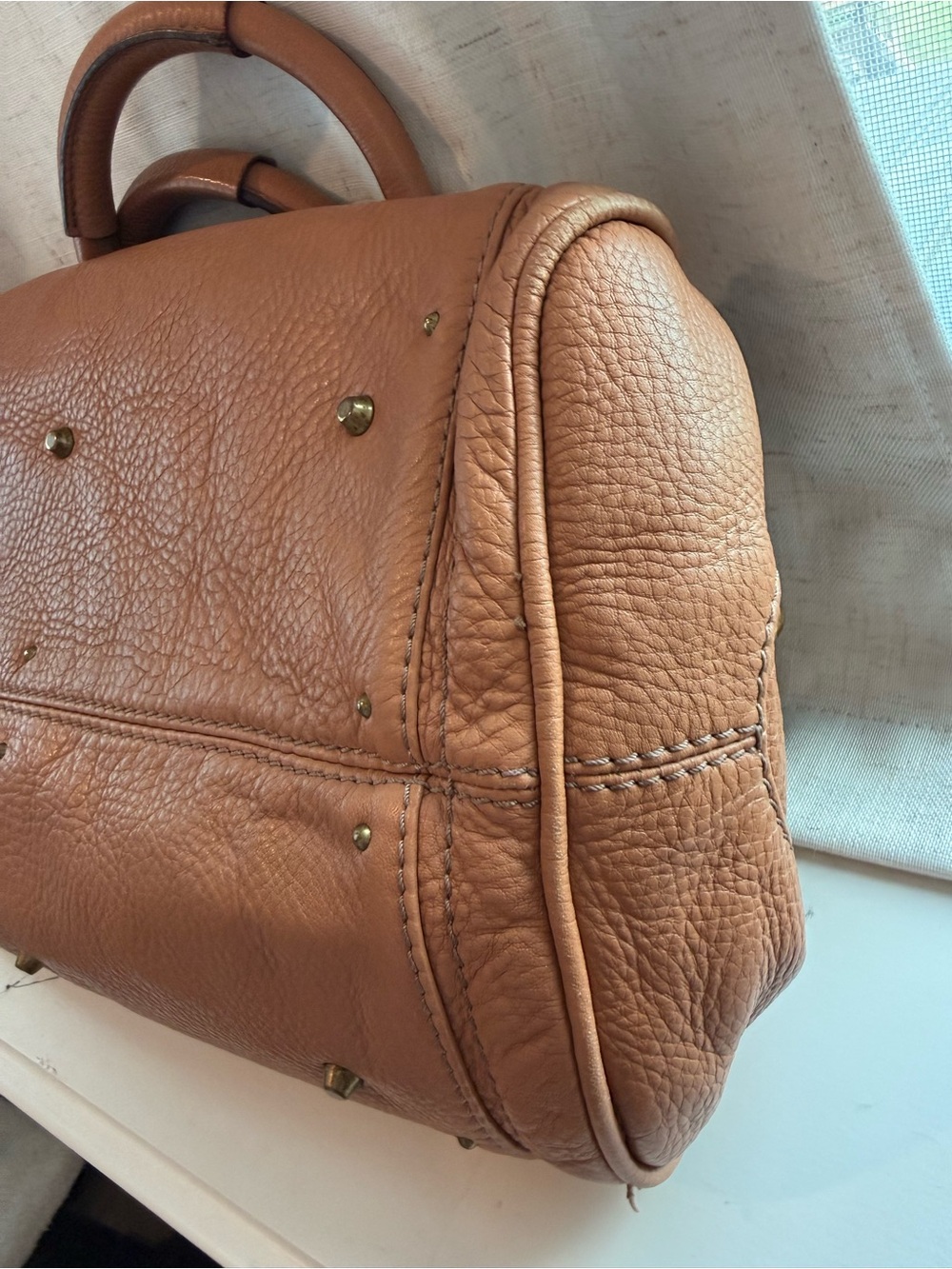 Chloe paddington Brown Leather Shoulder Bag with Gold Hardware - Picture 4 of 11